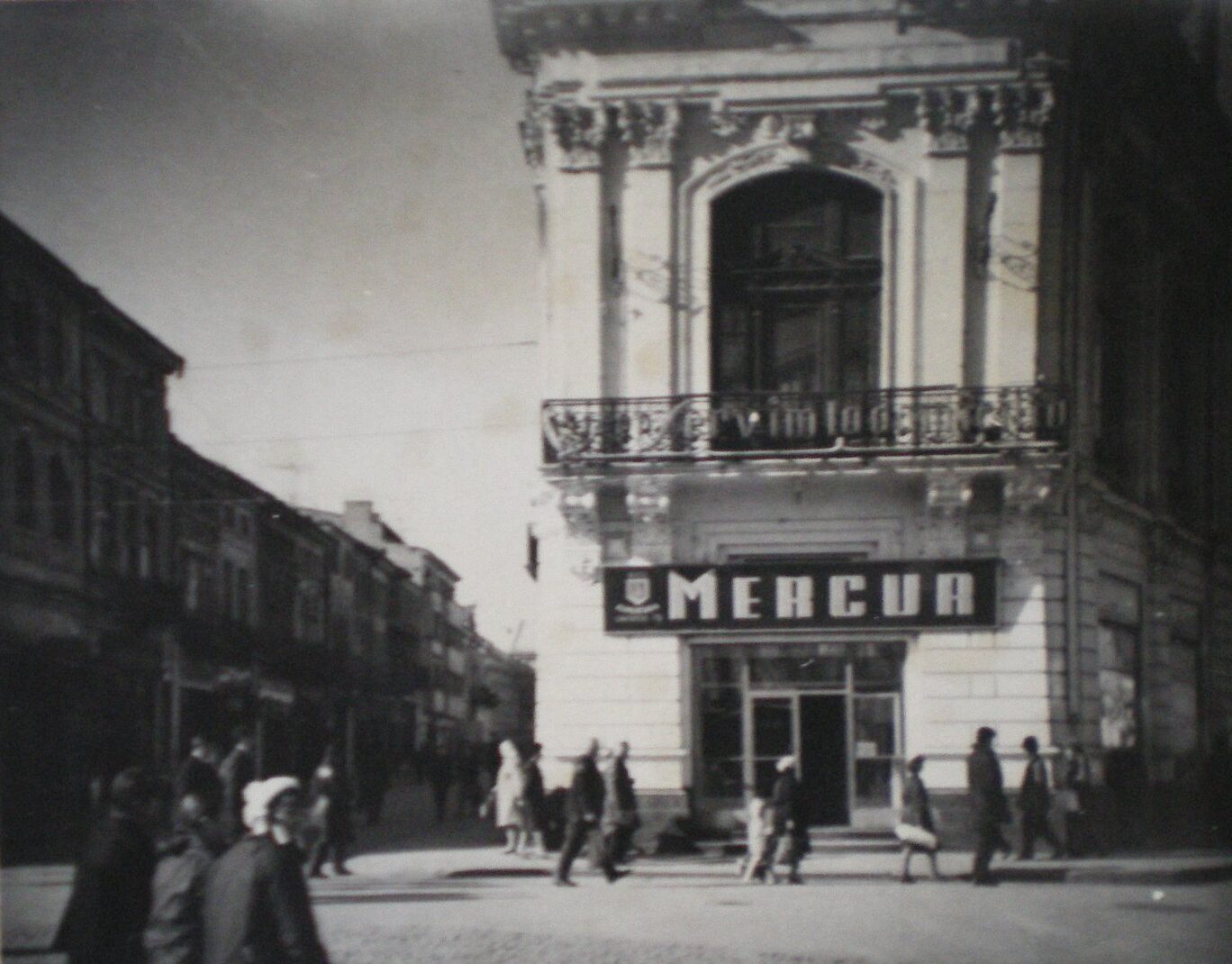 Magazinul Mercur – foto 1970