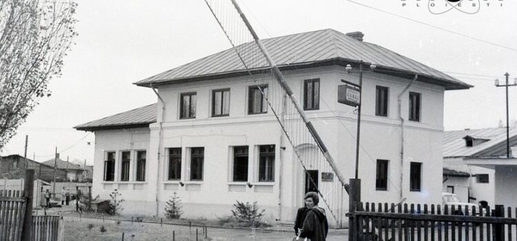 Fostul garaj al Sfatului Regional Ploiești – foto 1964